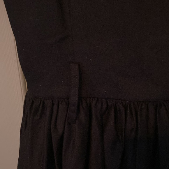 🖤 Jolie robe avec broderies de fruits - Picture 4 of 6